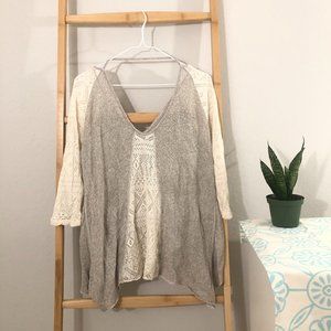 HOLLISTER sheer laced sleeve top with V neck